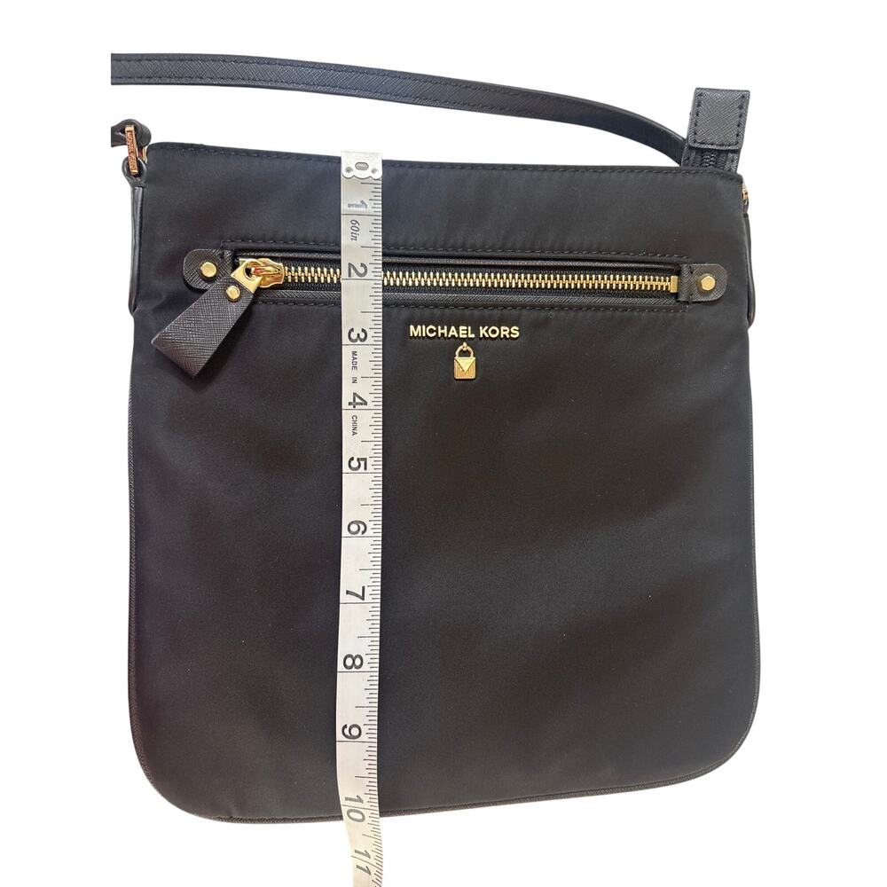 Michael Kors Kelsey Large Black Nylon Crossbody - Picture 5 of 6